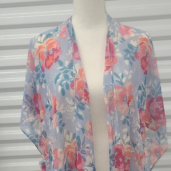 Kimono Wrap Floral Lace Trim  Pastel Blue Pink Roses Romantic Lightweight Sheer - Picture 8 of 8